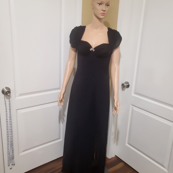 Angelique Bridal and Formal Dresses & Skirts - Angelique Elegant Black Evening Gown